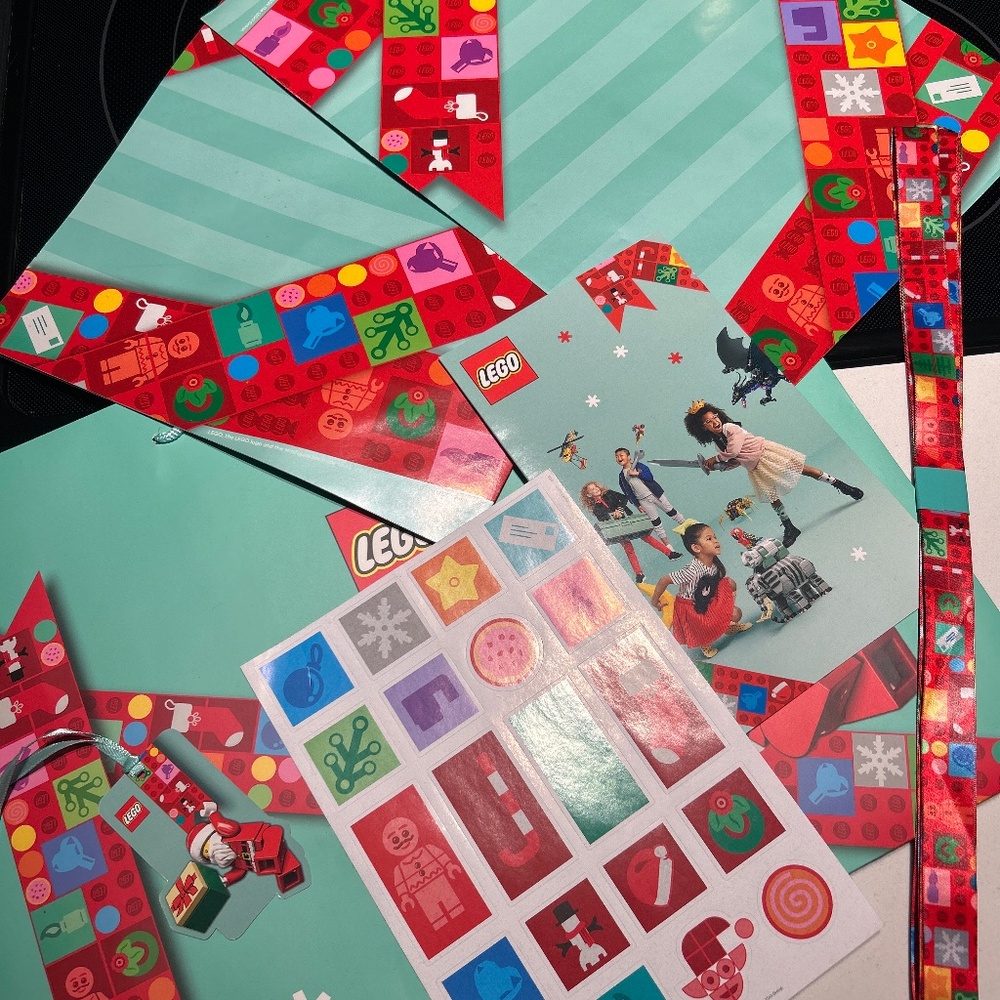 Lego wrapping paper set